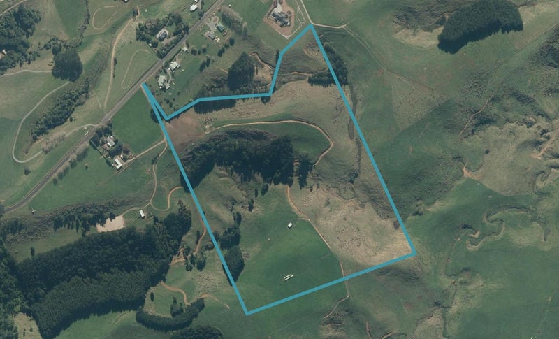 203 Grey Road, Pirongia, Hamilton - Carousel 1
