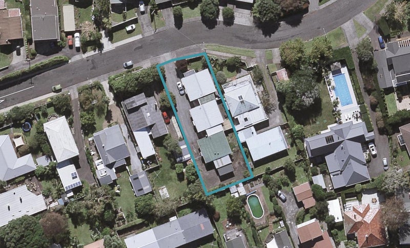 3/10 Shortland Street, Lower Vogeltown, New Plymouth - Carousel 1
