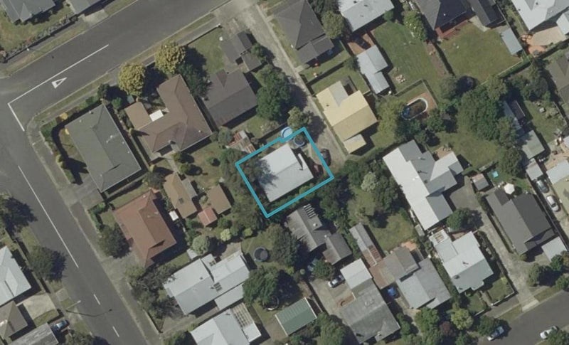 12A Knowles Street, Terrace End, Palmerston North - Carousel 1
