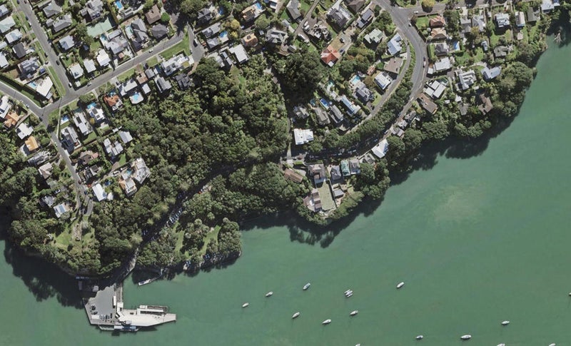1 Hinemoa Street, Birkenhead, Auckland - Carousel 1