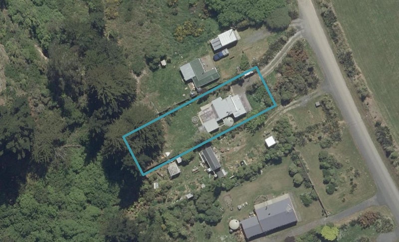 6 Beach Road, Long Beach, Port Chalmers - Carousel 1