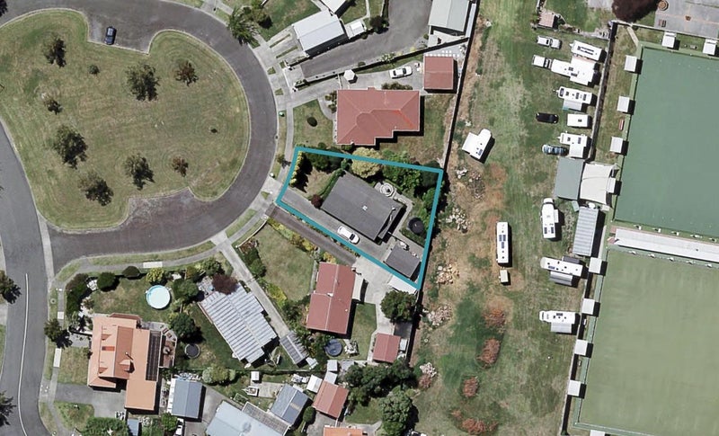 28 Whiting Crescent, Greenmeadows, Napier - Carousel 1
