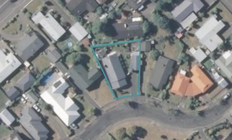 15 Osborn Grove, Allenton, Ashburton - Carousel 1