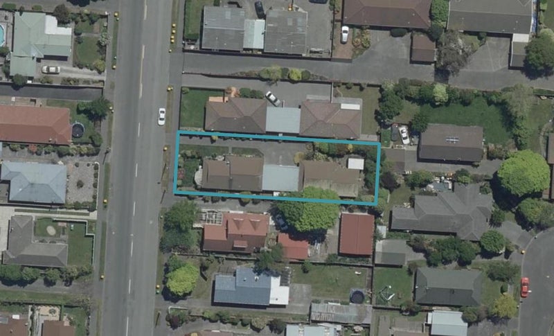 2/170 Grimseys Road, Redwood, Christchurch - Carousel 1