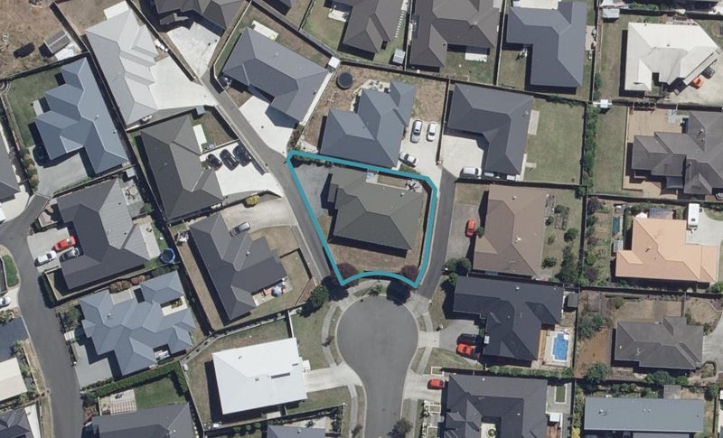 20 Sinead Court, Grandview Heights, Hamilton - Carousel 1