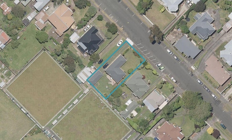 11B Caius Avenue, Gonville, Whanganui - Carousel 1