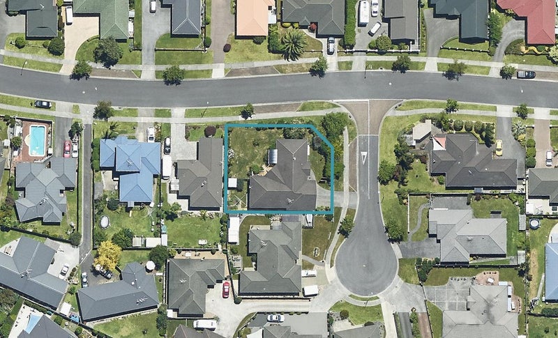 2 Hampstead Court, Pyes Pa, Tauranga - Carousel 1