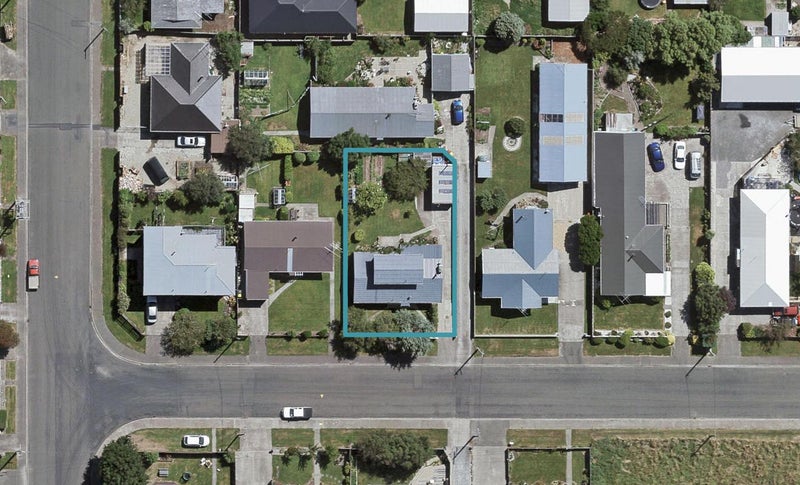 60 Douglas Street, Grasmere, Invercargill - Carousel 1
