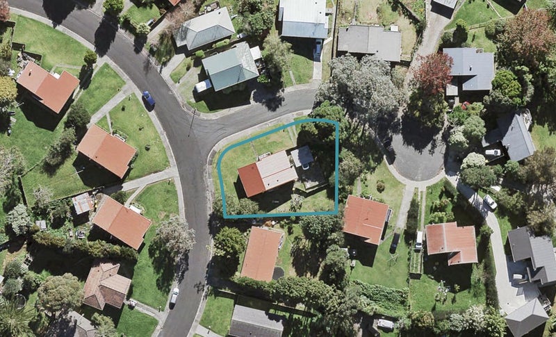1 Mirage Place, Beach Haven, Auckland - Carousel 1