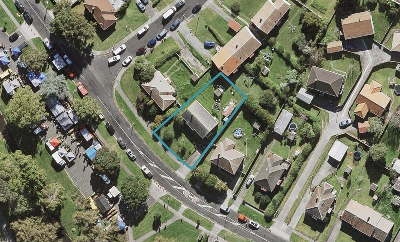 8 Gifford Avenue, Wesley, Auckland - Carousel 1