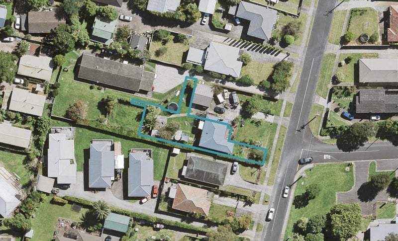 9/17 Ambler Avenue, Glen Eden, Auckland - Carousel 1
