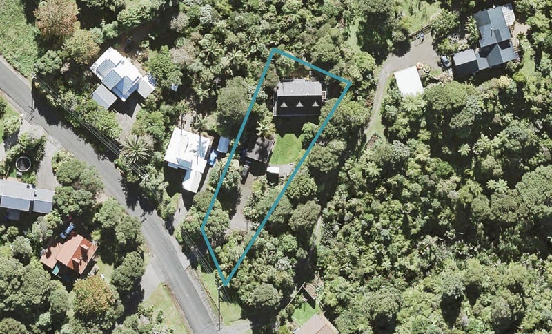 8 Kitewaho Road, Swanson, Auckland - Carousel 1