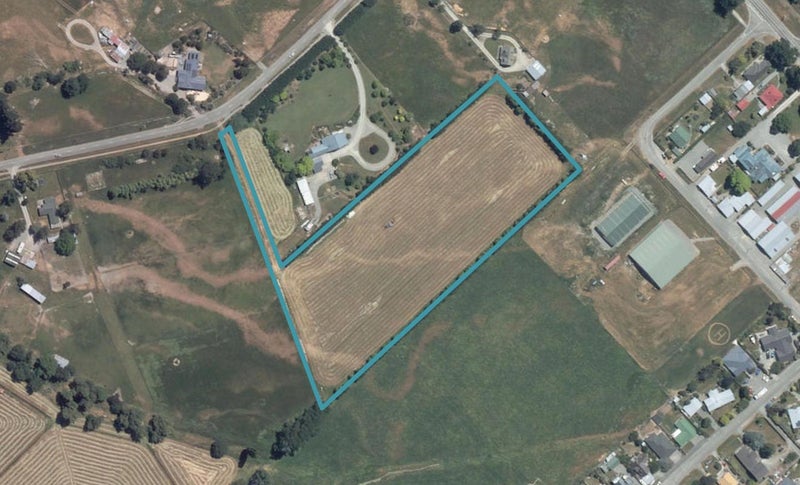 33 Nixons Road, Fairlie - Carousel 1