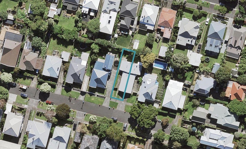 18A Ward Terrace, Sandringham, Auckland - Carousel 1