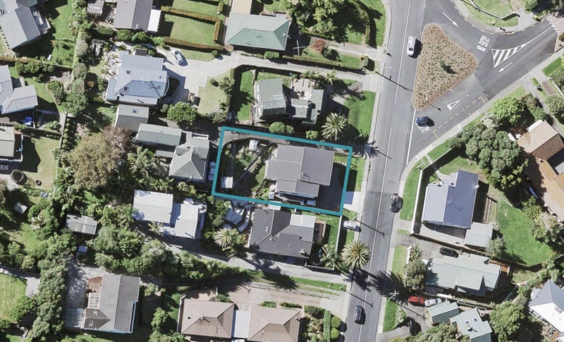 5A Pah Road, Cockle Bay, Auckland - Carousel 1
