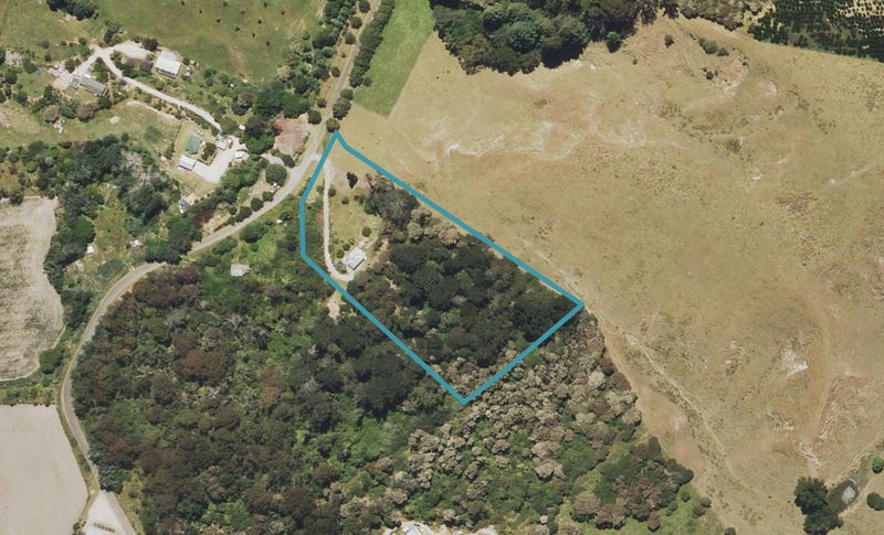 86 Waihirere Domain Road, Waihirere, Gisborne - Carousel 1
