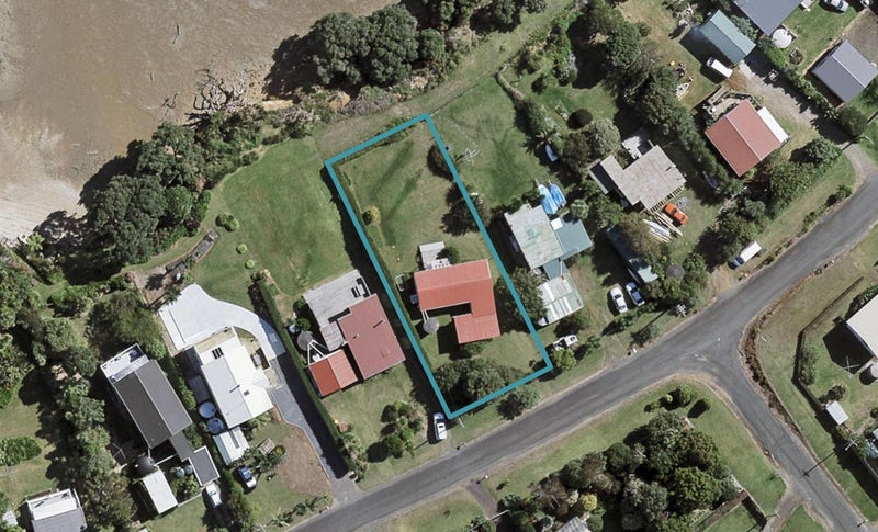 499 Matakawau Road, Āwhitu - Carousel 1