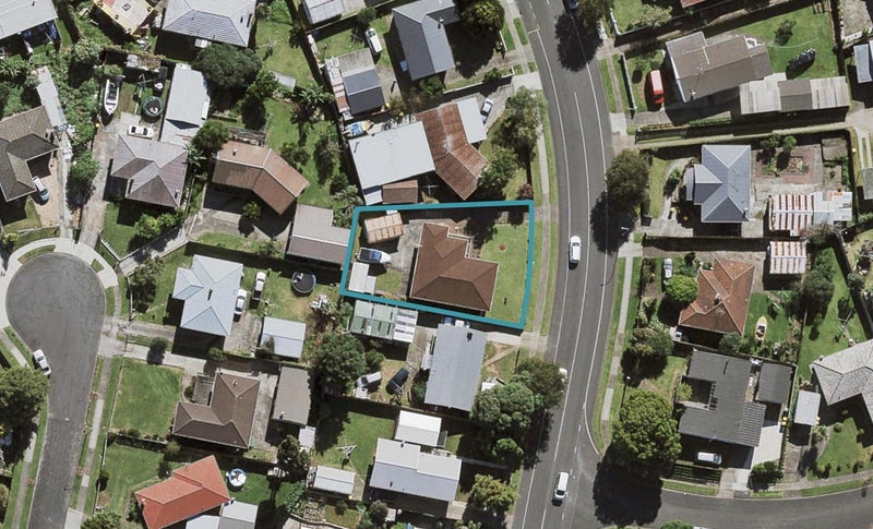 15 Harania Avenue, Favona, Auckland - Carousel 1