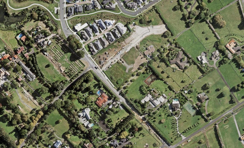 5 Brianna Place, Hingaia, Auckland - Carousel 1