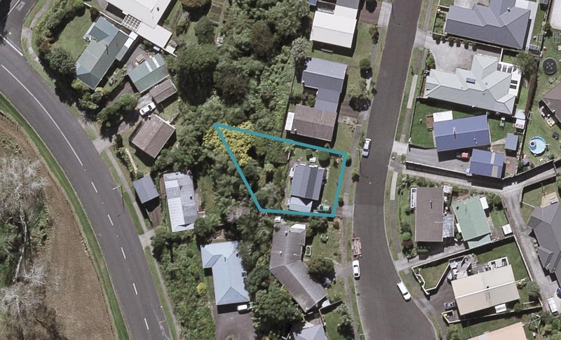 20 Marchant Place, Westown, New Plymouth - Carousel 1