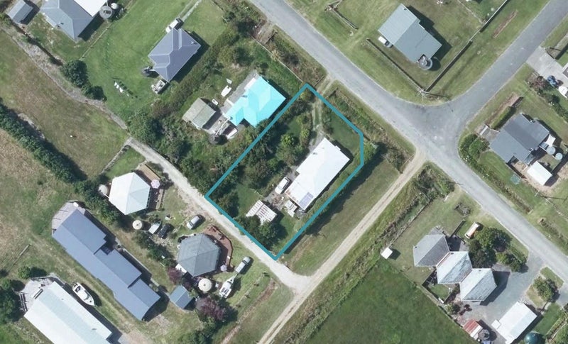 86 Fortescue Street, Māhia - Carousel 1