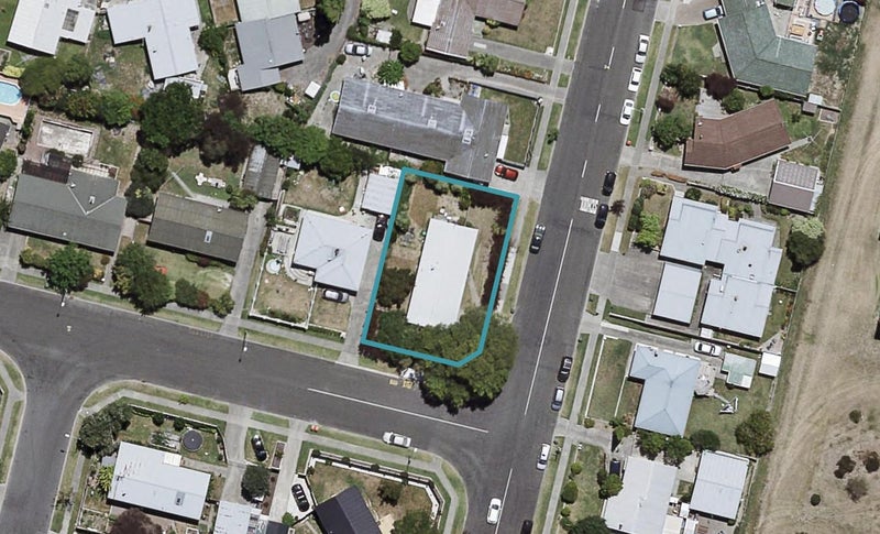 64 Freyberg Avenue, Tamatea, Napier - Carousel 1