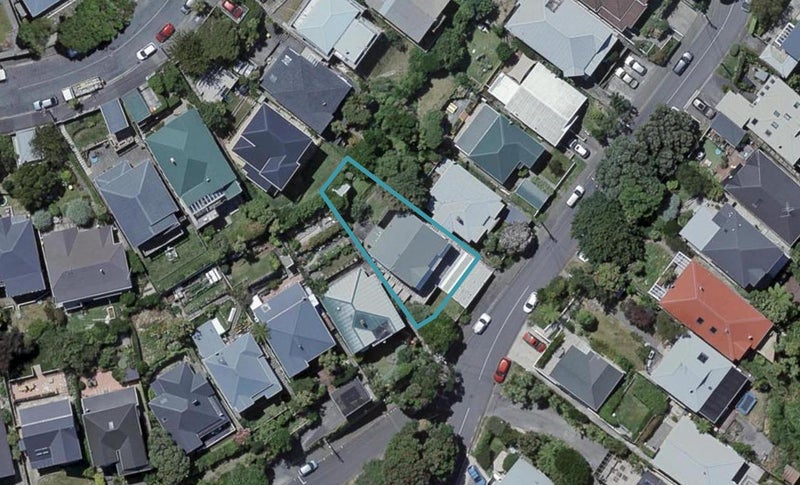 44 Rata Road, Hataitai, Wellington - Carousel 1