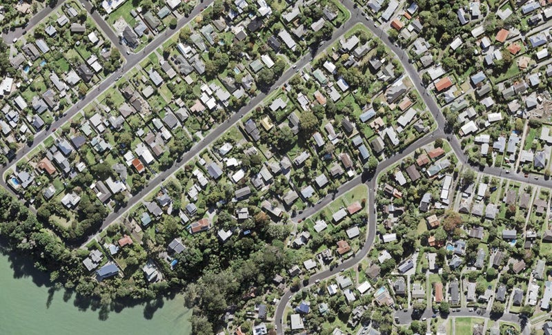 2/27 Sispara Place, Beach Haven, Auckland - Carousel 1