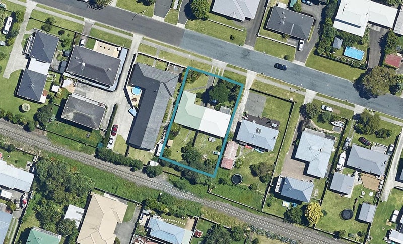 1/24 Kulim Avenue, Otumoetai, Tauranga - Carousel 1