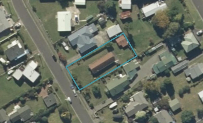 8 Parekarangaranga Street, Turangi - Carousel 1
