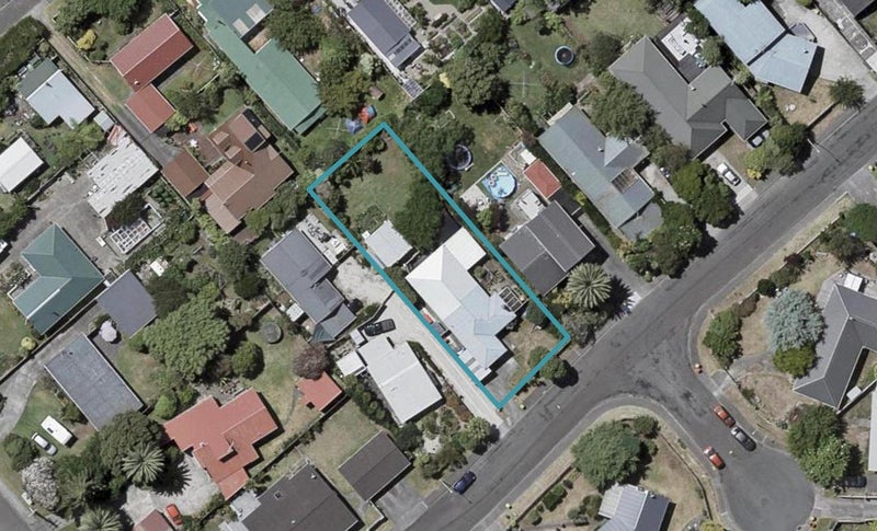 29 Michael Road, Paraparaumu Beach, Paraparaumu - Carousel 1