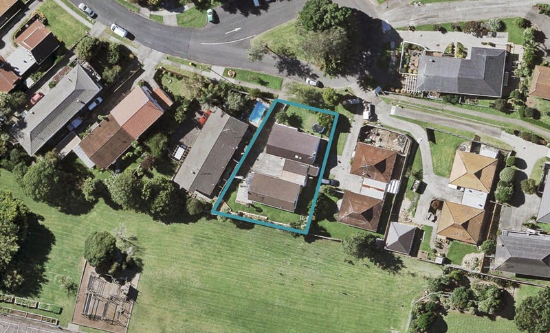 2/21 Rapallo Place, Farm Cove, Auckland - Carousel 1