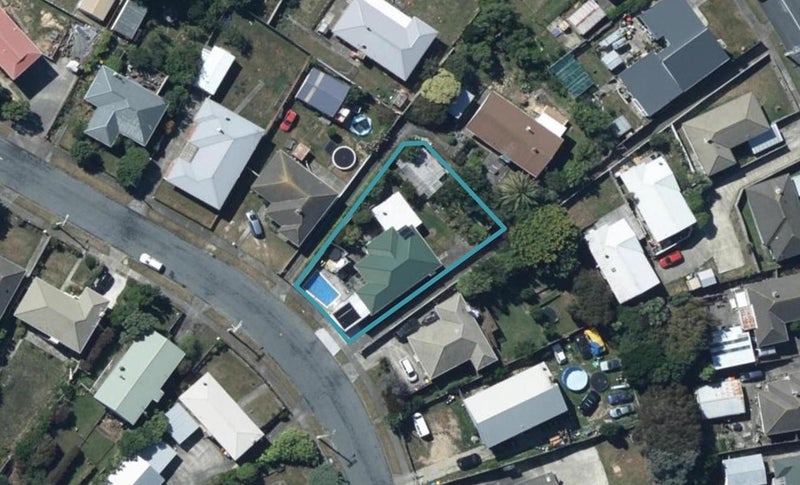 24 Paenui Street, Titahi Bay, Porirua - Carousel 1