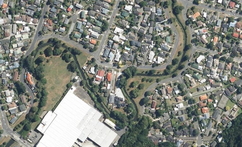 150 Riverside Drive, Waiwhetu, Lower Hutt - Carousel 1