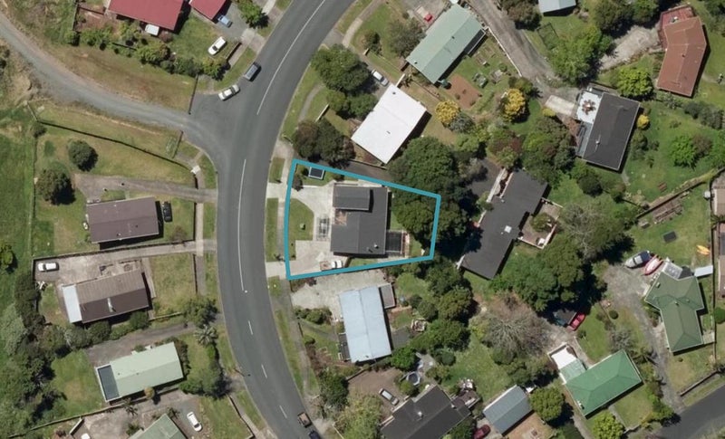37 Eden Terrace, Kamo, Whangarei - Carousel 1