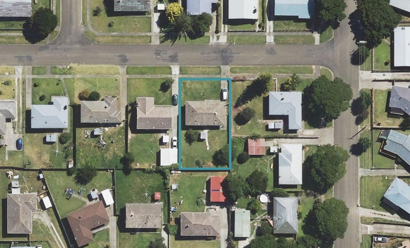 68 Dalton Street, Outer Kaiti, Gisborne - Carousel 1