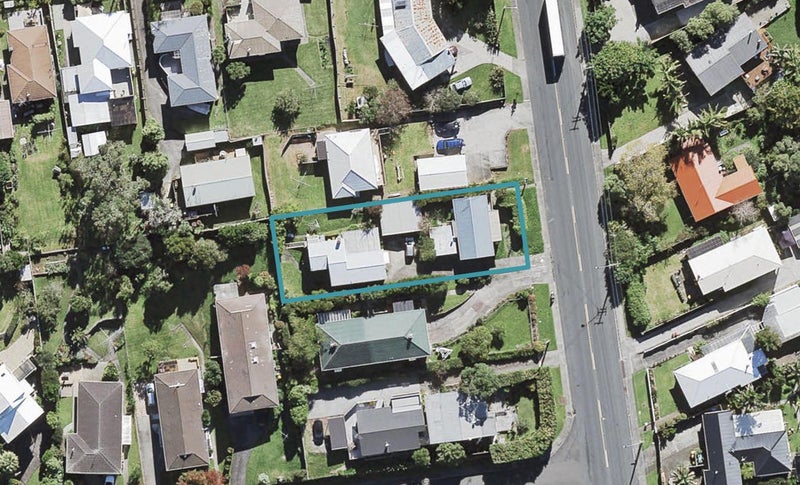 238 Rangatira Road, Beach Haven, Auckland - Carousel 1