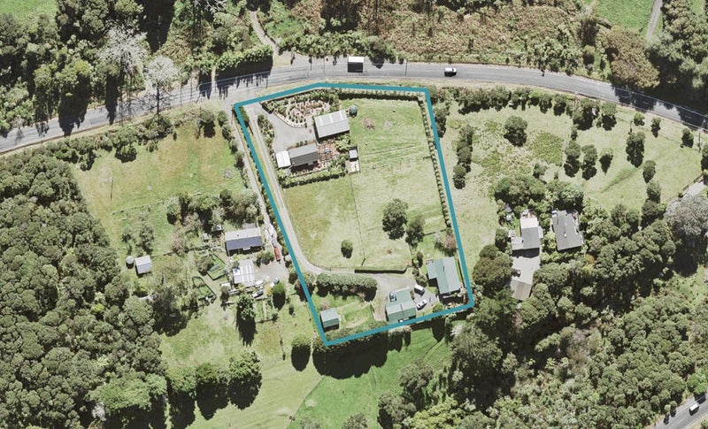 53 Wairere Road, Henderson - Carousel 1
