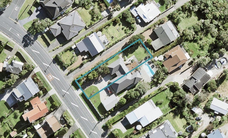90 Vipond Road, Stanmore Bay, Whangaparāoa - Carousel 1