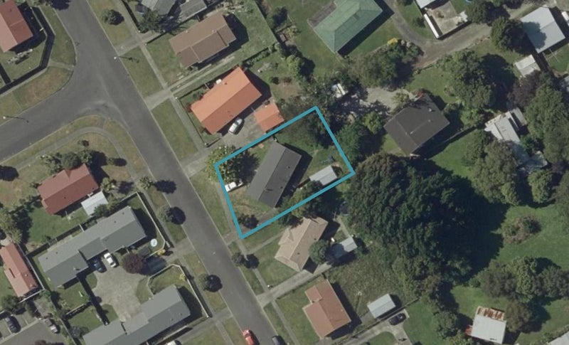 31 Chatsworth Place, Highbury, Palmerston North - Carousel 1