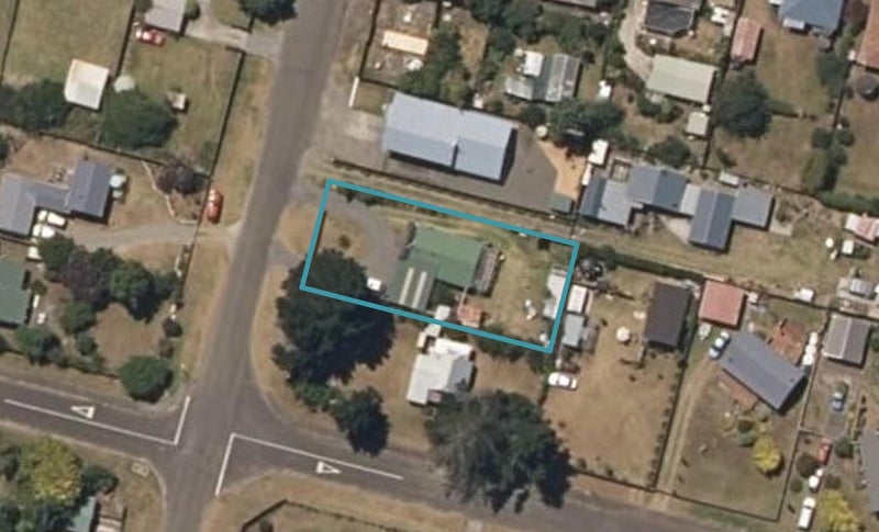 7 Forest Road, Waitarere Beach, Levin - Carousel 1