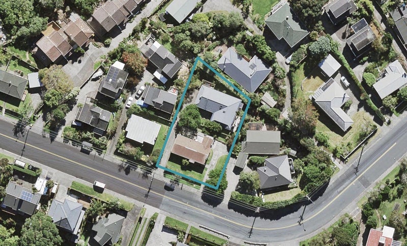 2/53 Rangatira Road, Beach Haven, Auckland - Carousel 1