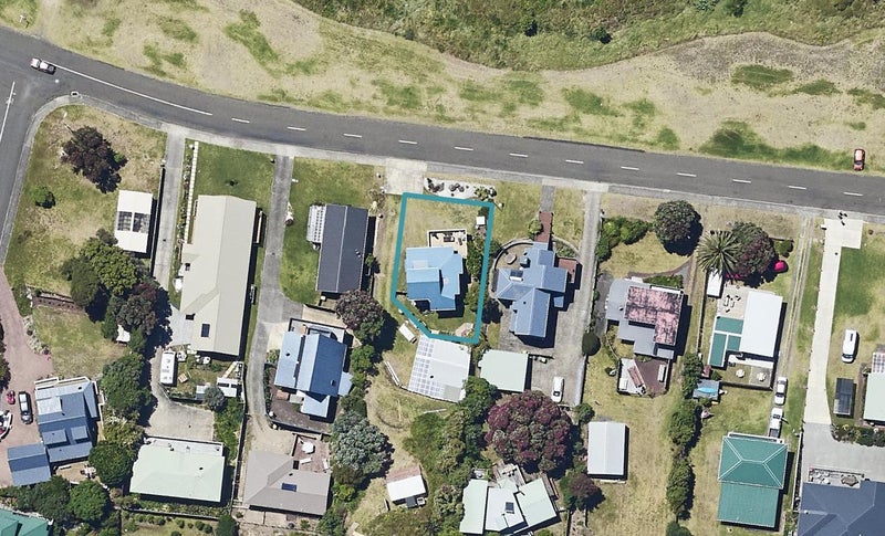 286A Ocean Road, Ohope, Ohope - Carousel 1