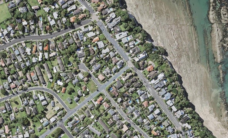 46 Montgomery Avenue, Belmont, Auckland - Carousel 1