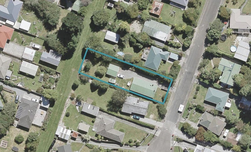 8 Whangakoko Grove, Birchville, Upper Hutt - Carousel 1