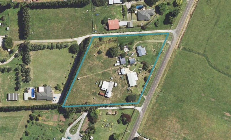 90 Cameron Road, Makauri, Gisborne - Carousel 1