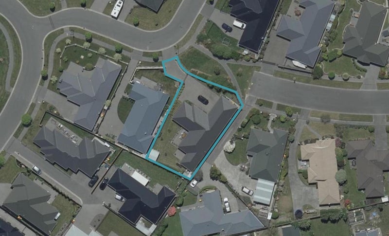 6 Dunaverty Place, Broomfield, Christchurch - Carousel 1
