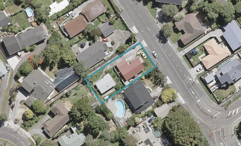12A Gloucester Street, Silverstream, Upper Hutt - Carousel 1