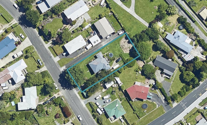 35 Thomas Crescent, Western Heights, Rotorua - Carousel 1