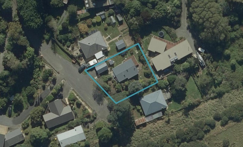 19 Solar Terrace, Broad Bay, Dunedin - Carousel 1